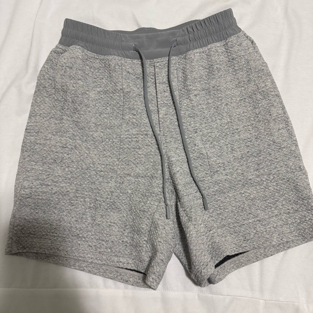 Lululemon At Ease Men's Gray Casual Shorts